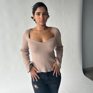 Brown sweater 